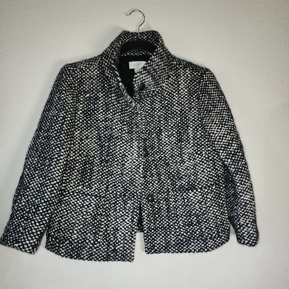 Loft Women's Black and White Jacket
